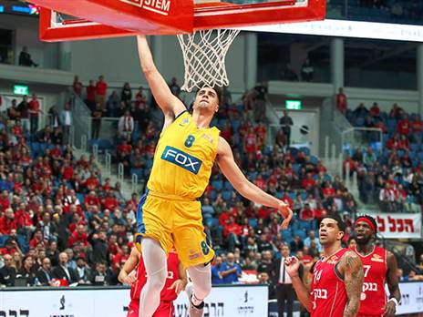 אוהדי הניקס התרשמו ממנו, אבדיה (אלן שיבר)