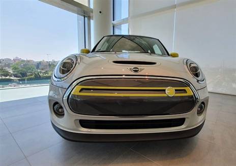 מיני קופר SE החשמלית בישראל (צילום: כפיר כשריאן)