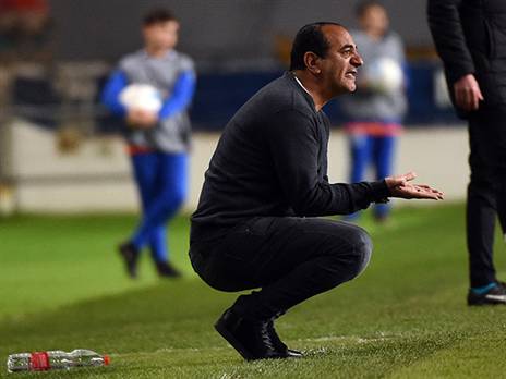 מתכנן לעלות עם 3 בלמים מול נתניה. רפואה (צילום: ברני ארדוב)