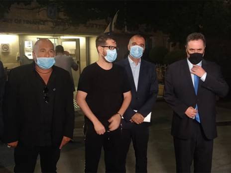 טרופר וכץ. אפשר לברך על המוגמר