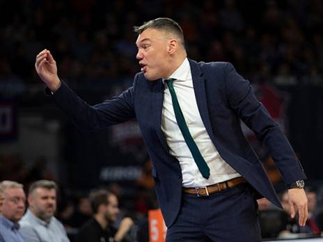 מחפש חיזוק. שאראס (getty)