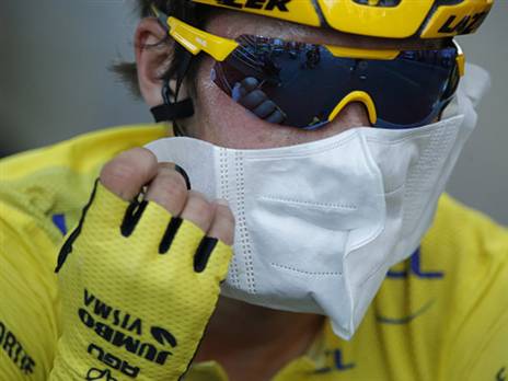 רוגליץ' עדיין בצהוב (getty)