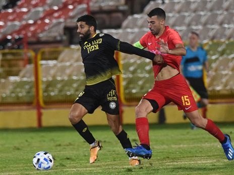 משחק נוראי של נתניה. (צילום: ברני ארדוב)