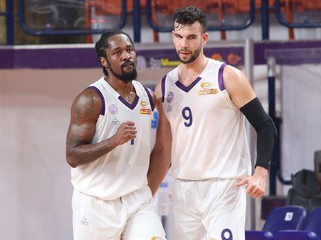 ניצחון שני רצוף? שחקני נהריה (צילום: לילך וייס, מנהלת הליגה)