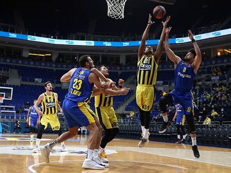 רבע ראשון חיובי של מכבי (Euroleague)