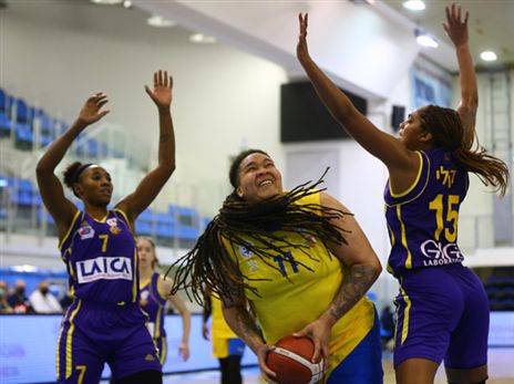 (מנהלת ליגת העל לנשים בכדורסל)