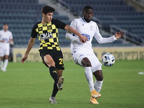 יחזור להרכב. אוקאמפוס (צילום: דני מרון)