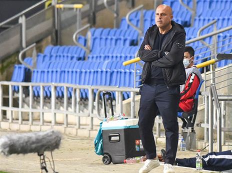 אבוקסיס. משימה קשה לפניו (עודד קרני)