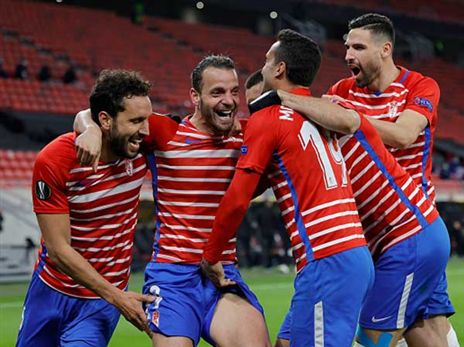 סולדאדו וגרנאדה חוגגים עלייה היסטורית לרבע הגמר (Getty)