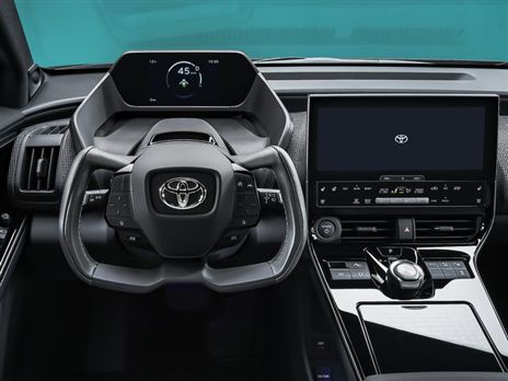 ה-Yuk של טויוטה, הגה בהשראת ענף התעופה מחובר אלקטרונית באופן מלא לגלגלים