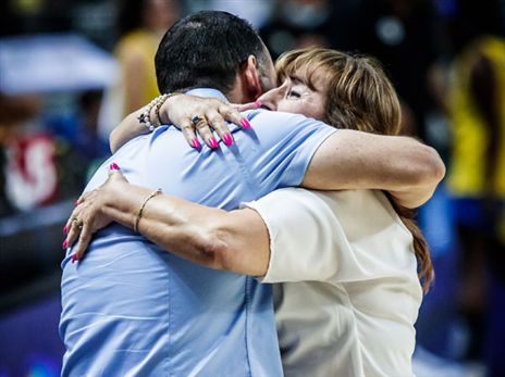 קיבל הארכה. לזר (מנהלת ליגת העל לנשים)