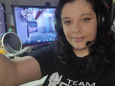 קפטנית הקבוצה, ילין סגל