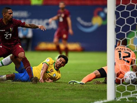 ומרקיניוס דחק מקרוב (GETTY)