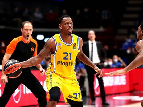 ננאלי. הצהובים במאזן 2:1 (GETTY)