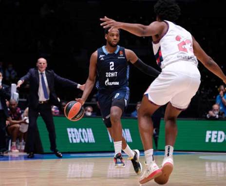 משחק גדול שלו. לויד (GETTY)