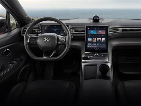 תא הנוסעים של הקרוסאובר ES6