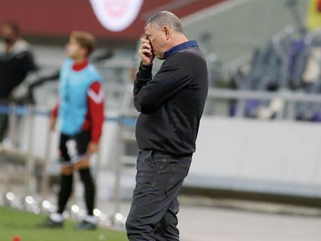 קלינגר מתוסכל (אלן שיבר)