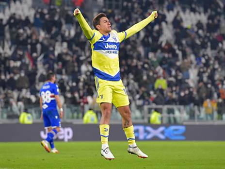 פאולו דיבאלה. שם את הפערים מול ההנהלה בצד (GETTY)