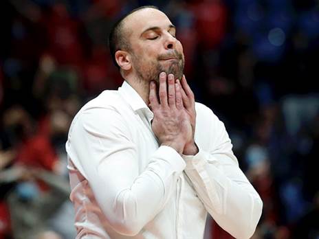 ציפו להגיע רחוק במפעל (אלן שיבר)