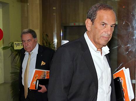 המנהלת זכתה לשבחים, אבל הגיע הזמן לסדר את התקנון