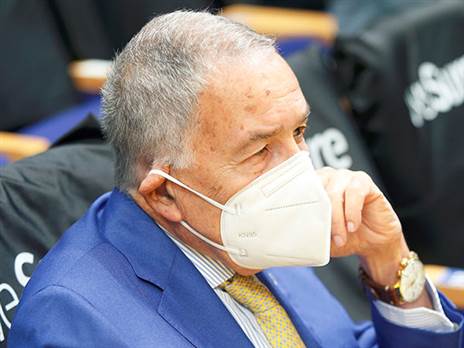 "נמשיך להיאבק בשביל מכבי" (אלן שיבר)