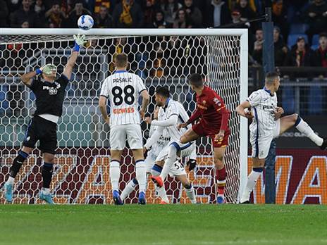 רק שלוש נקודות מיובנטוס (Getty)