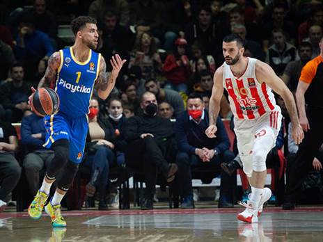 בלט בשורות הצהובים. ווילבקין (באדיבות הכוכב האדום)