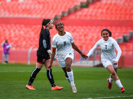 מיכאלה וורקו חוגגת לאחר השער (שאול גרינפלד/נקודה)