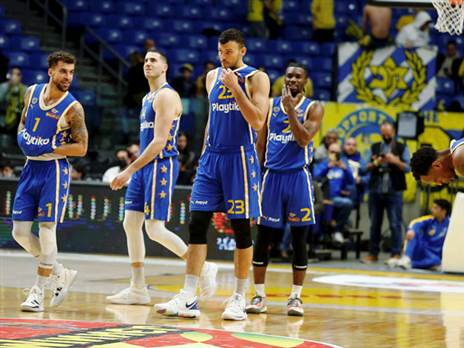 שחקני מכבי. בדרך לפלייאוף? (אלן שיבר)