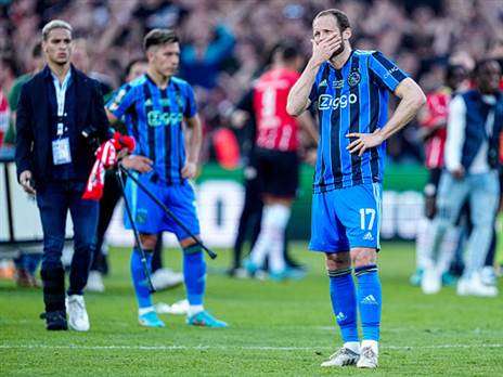 רק האליפות נשארה, בלינד ואייאקס (getty)