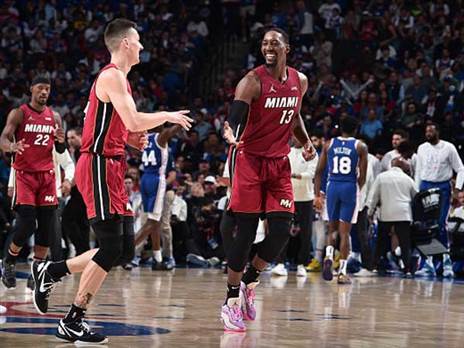 סיבה טובה לחייך (GETTY)