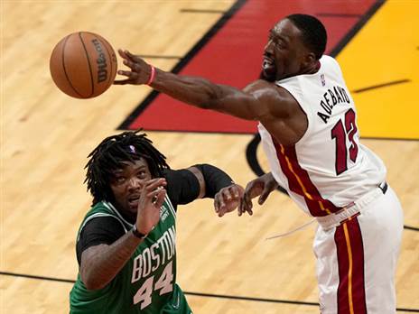 שולט במשחק בחלק ההגנתי (Getty)