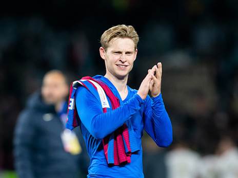 "שחקן מצוין בשביל בארסה". דה יונג (GETTY)