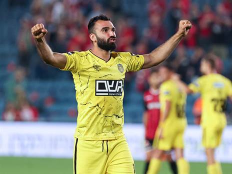 "לא פוסל חזרה לבית"ר, אבל אף אחד לא יודע מה יהיה שם". אוחנה (אלן שיבר)