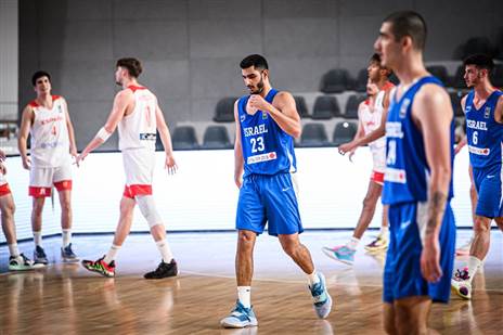 מחוץ לגמר (FIBA)