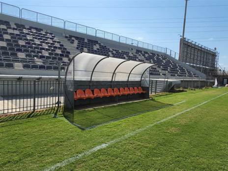 היציע המחודש (צילום: רועי ויינברג)