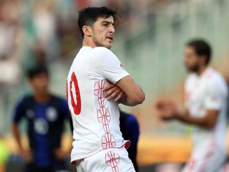 אזמון. בנבחרת הוא תמיד מופיע (Photo by Amin M. Jamali/Getty Images)