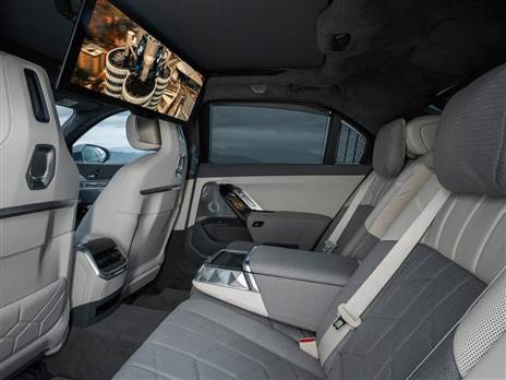 את מערכת הקולנוע תוכלו לרכוש כאופציה רק בשנה הבאה