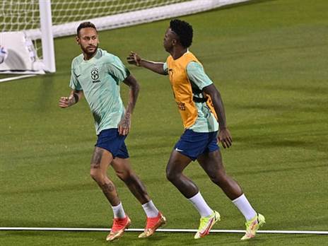 NELSON ALMEIDA/AFP via Getty Images