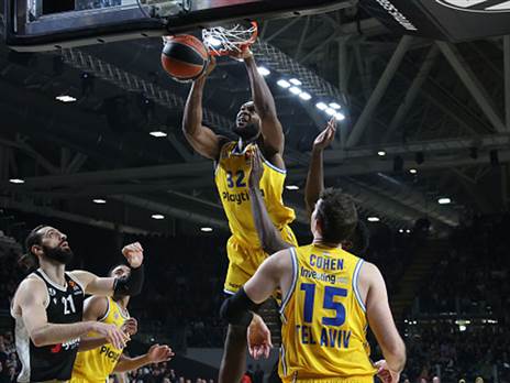 וסופרת עוד הפסד (getty)