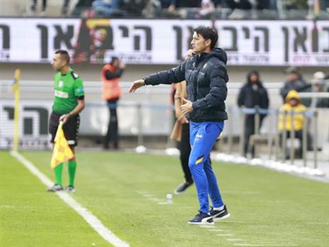 "פרידה בלתי צפויה", איביץ' (אלן שיבר)