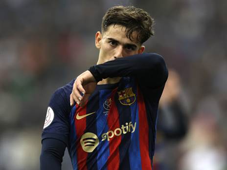 גאבי. עדיין במשכורת של שחקן נוער (Yasser Bakhsh/Getty Images)