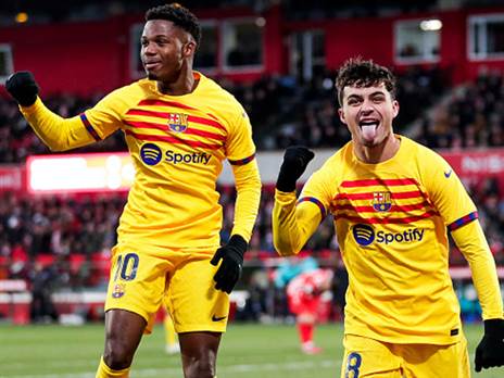 "הציל אותה מהתקף לב". פדרי חוגג את השער (getty)