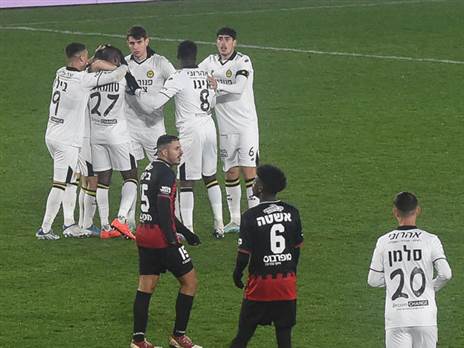 בכושר טוב, נתניה (ברני ארדוב)