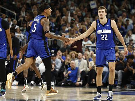 ואגנר ובאנקרו. מי ישוויץ באימונים? (Douglas P. DeFelice/Getty Images)