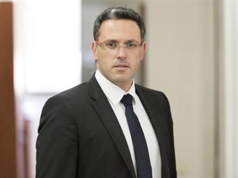 יניב שגב. עורך דינו הישראלי של קליימן