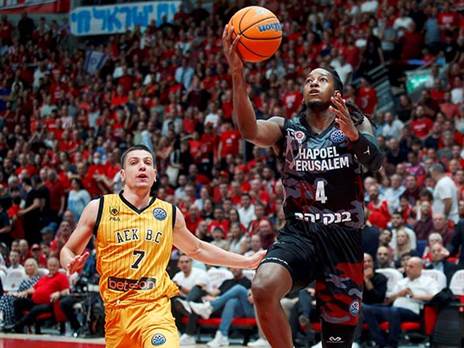 עכשיו לפיינל 4 (אלן שיבר)