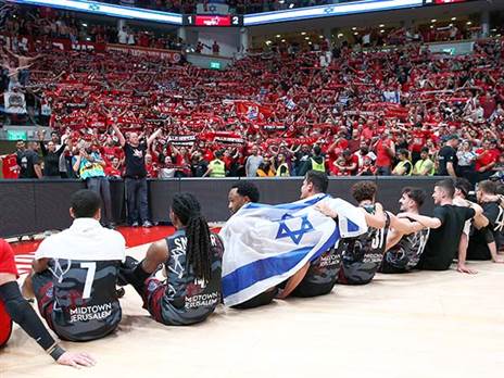 חגיגות יוצאות דופן (אלן שיבר)