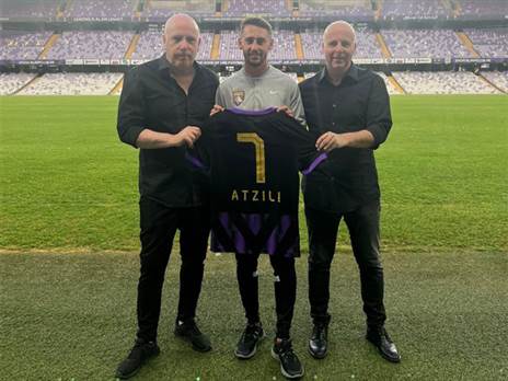 ימשיך לשחק עם חולצה מספר 7