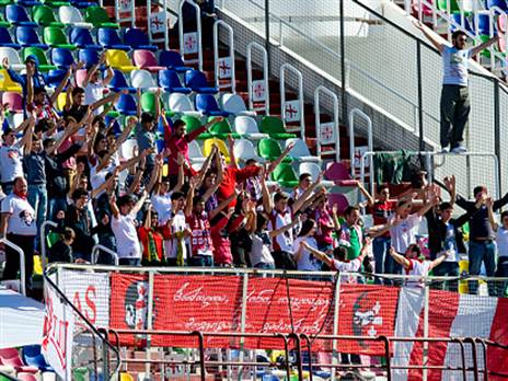 צפויים למלא את האצטדיון. אוהדי נבחרת גאורגיה (getty)